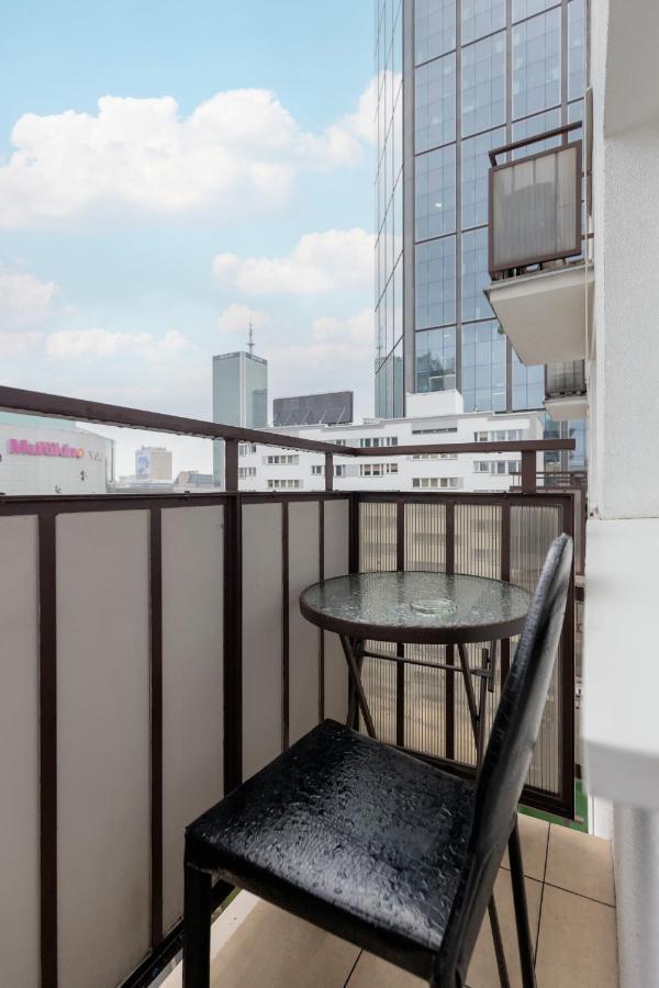 Zlota Apartment Center Of Warsaw By Noclegi Renters Dış mekan fotoğraf